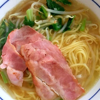 ベーコンともやしのラーメン☆彡